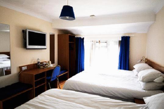 بيشوبْسْ ستورتفورد Stansted Inn المظهر الخارجي الصورة